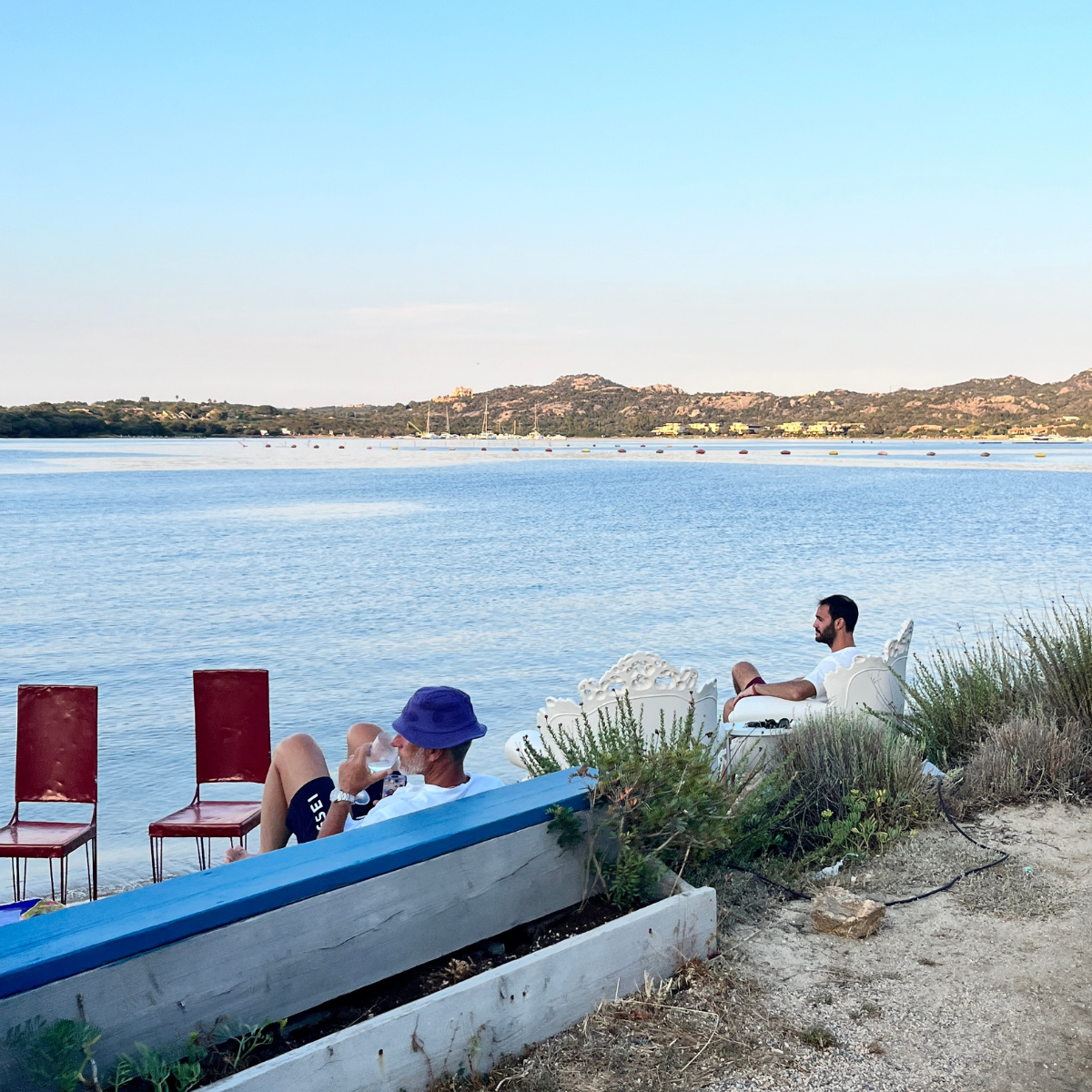 Sunset Oyster Tasting on the Beach at Mamér Cugnana