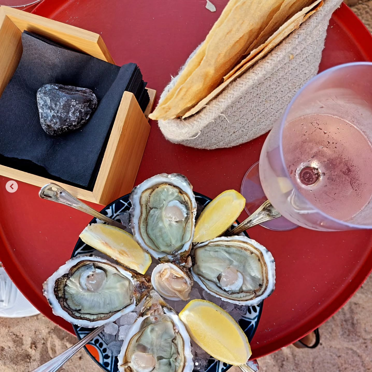 Sunset Oyster Tasting on the Beach at Mamér Cugnana